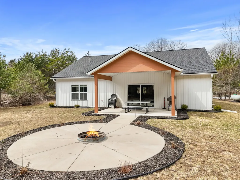 15067 Winding Creek Drive Springdale Township MI 49614