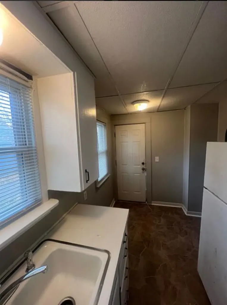 1006 S Pennsylvania Avenue Lansing City MI 48912