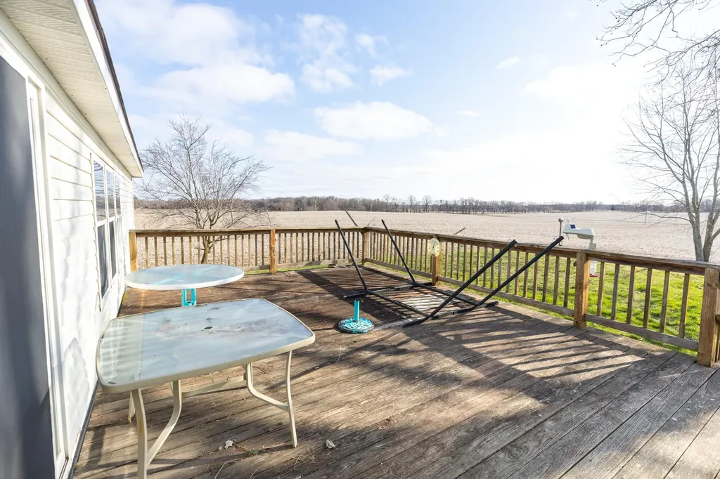 2822 Olmstead Road Lyons Township MI 48860