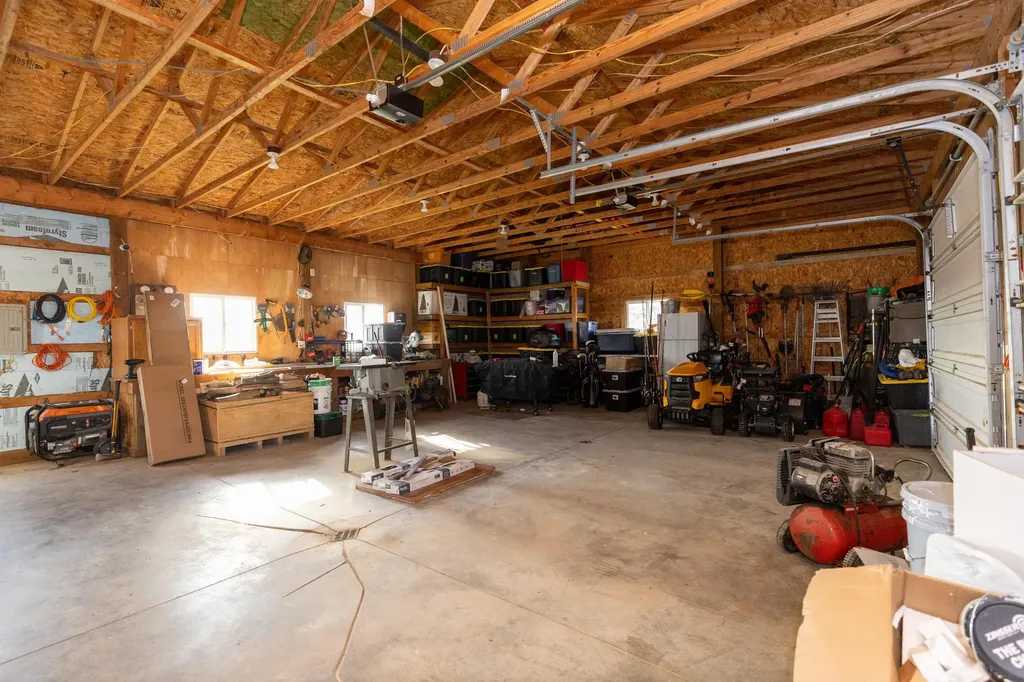 2822 Olmstead Road Lyons Township MI 48860