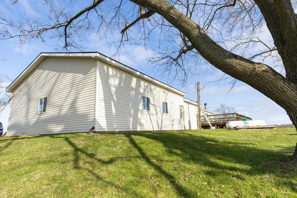 2822 Olmstead Road Lyons Township MI 48860
