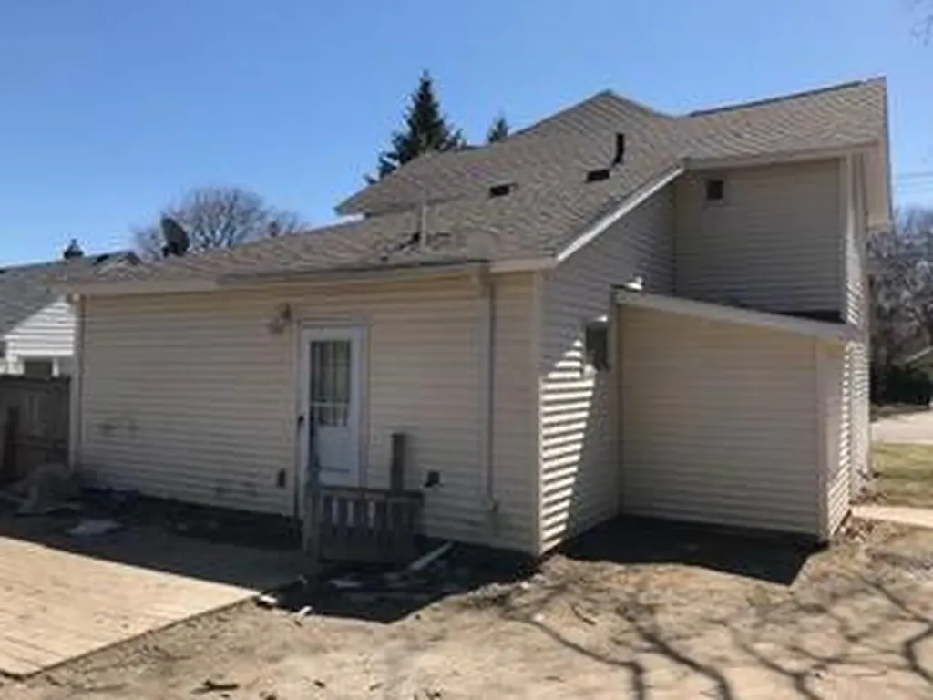 Lansing City MI 48906