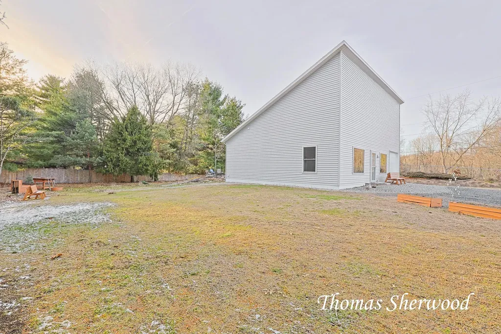 12315 Podunk Avenue NE Oakfield Township MI 48838