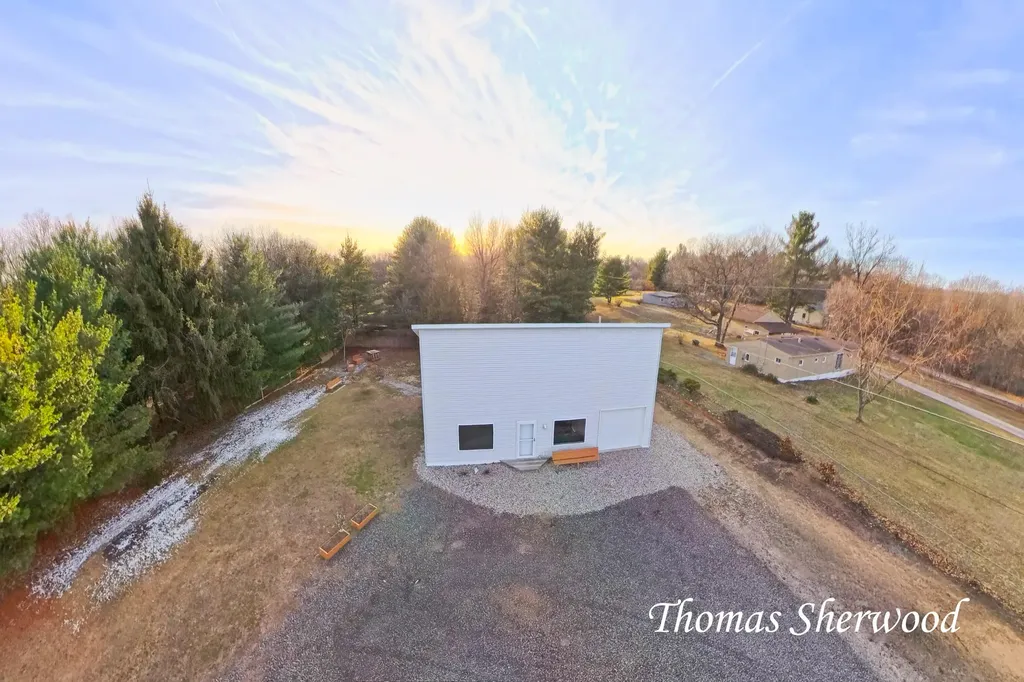 12315 Podunk Avenue NE Oakfield Township MI 48838