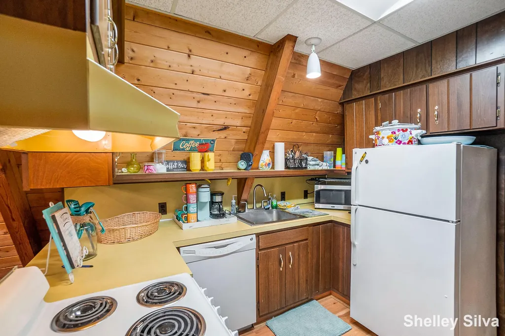 270 N Jack Pine Road Branch Township MI 49410