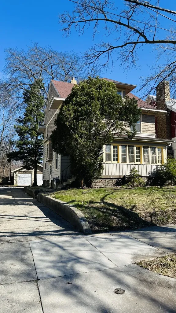 849 Bates Street SE Grand Rapids City MI 49506