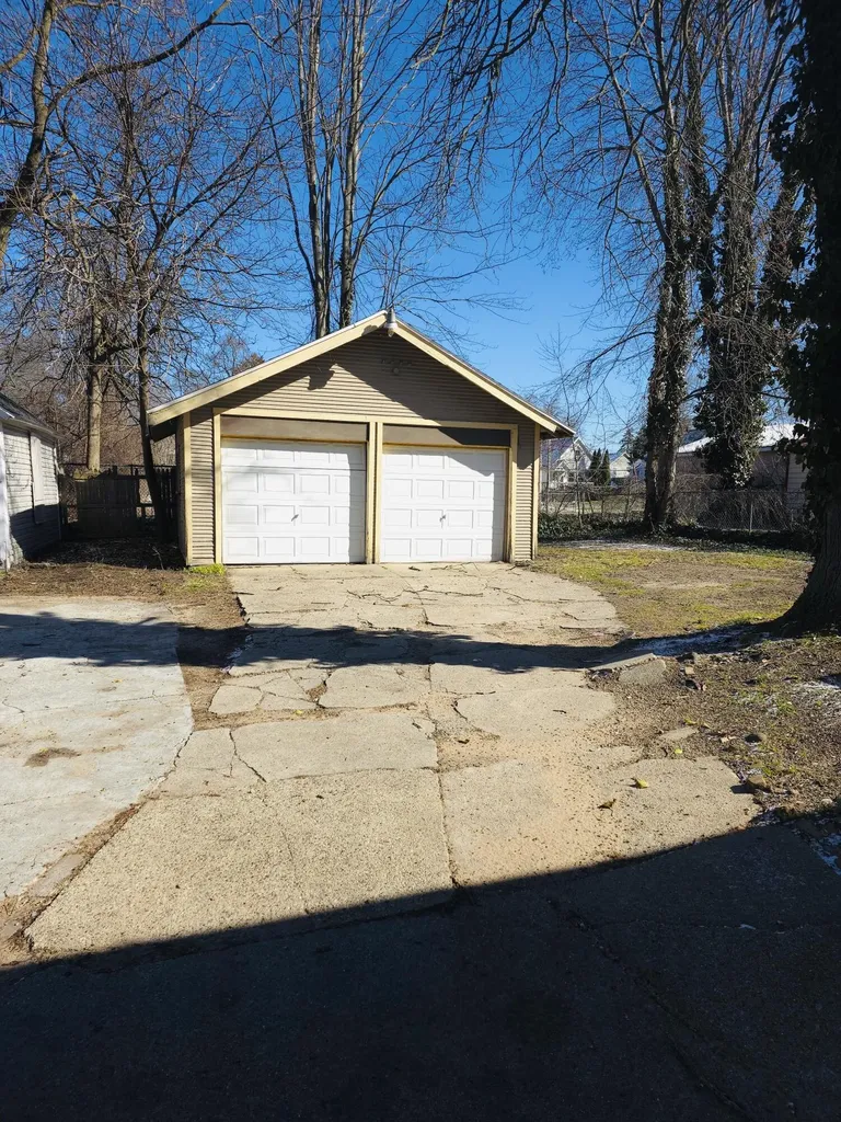 849 Bates Street SE Grand Rapids City MI 49506