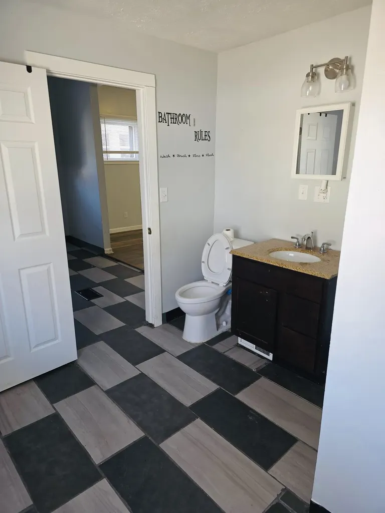 849 Bates Street SE Grand Rapids City MI 49506