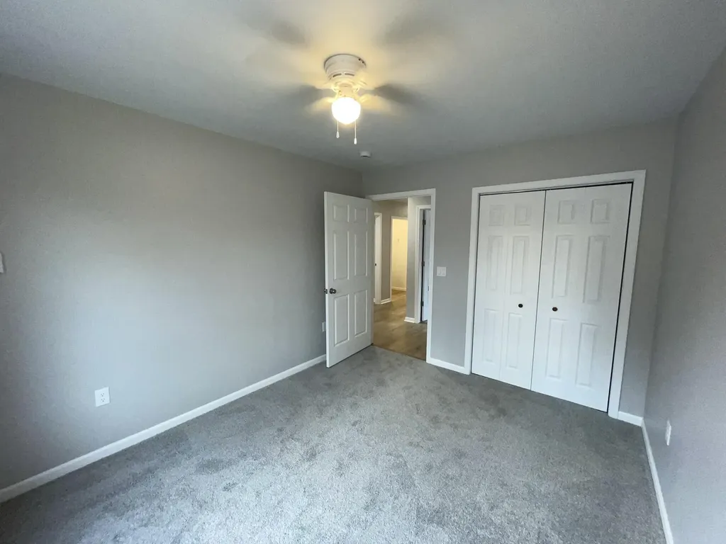 913 Pine Avenue Alma City MI 48801