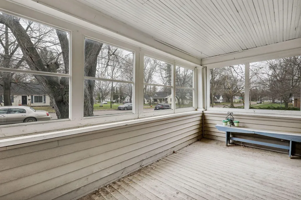 609 S Park Boulevard Lansing City MI 48910