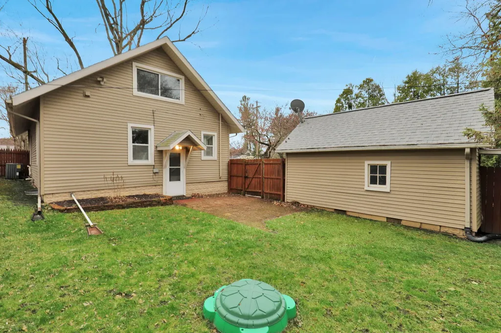 609 S Park Boulevard Lansing City MI 48910