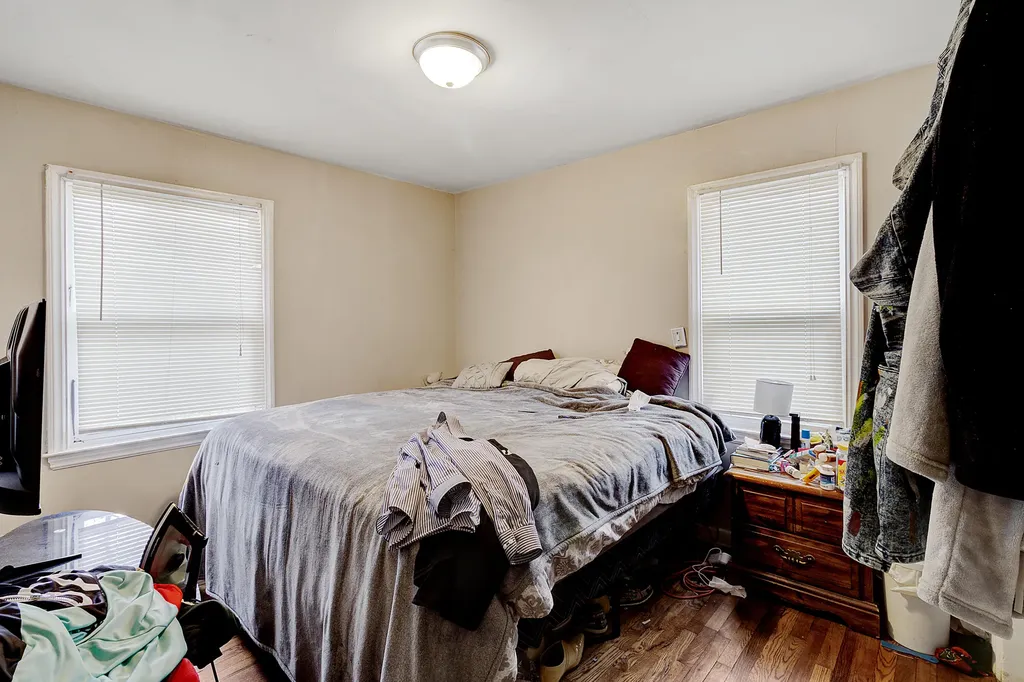 1714 Eastern Avenue SE Grand Rapids City MI 49507