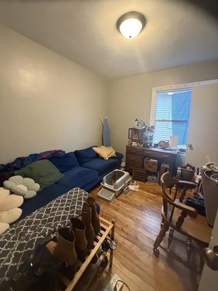 1714 Eastern Avenue SE Grand Rapids City MI 49507