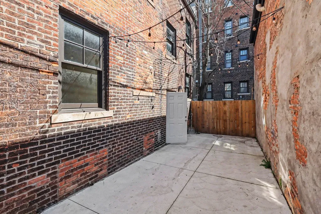 691 W Alexandrine Street Detroit City MI 48201