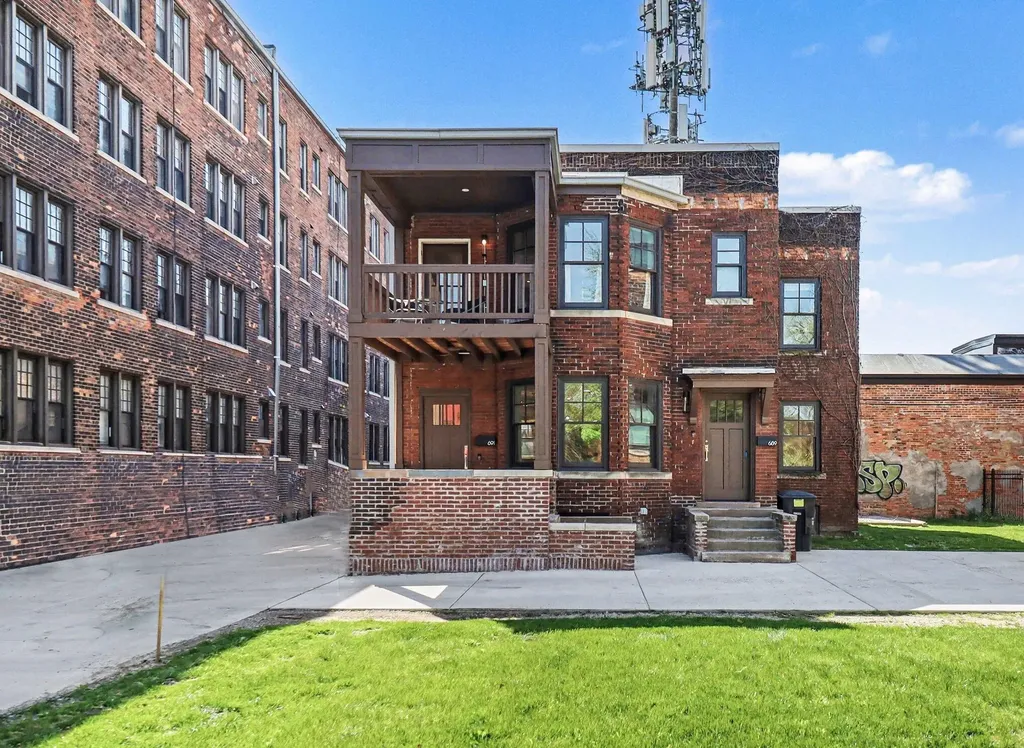 691 W Alexandrine Street Detroit City MI 48201