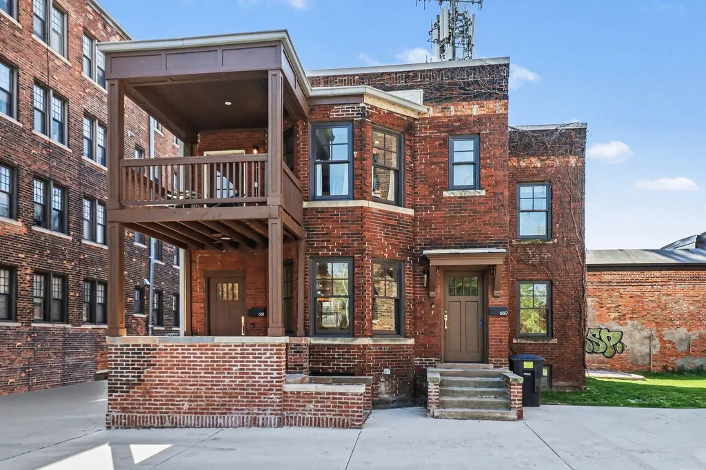 691 W Alexandrine Street Detroit City MI 48201