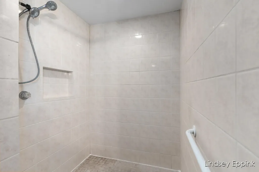 13764 W Avenue E Wakeshma Township MI 49097