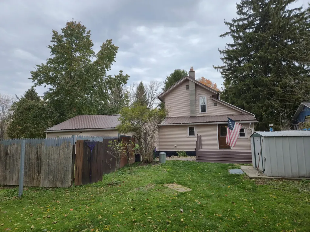 13764 W Avenue E Wakeshma Township MI 49097