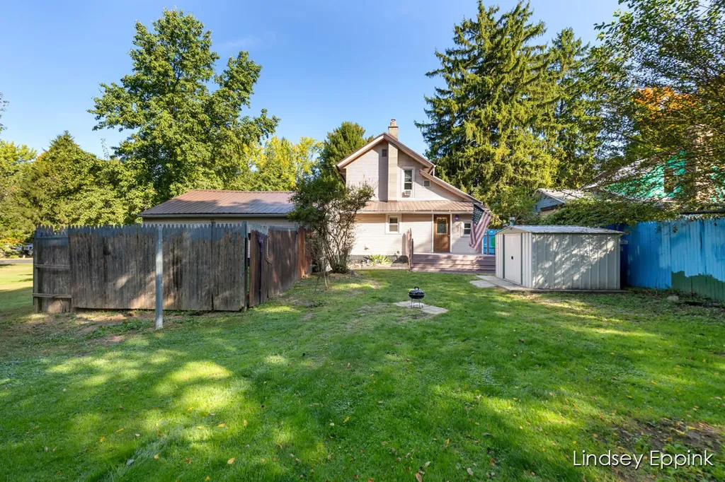13764 W Avenue E Wakeshma Township MI 49097