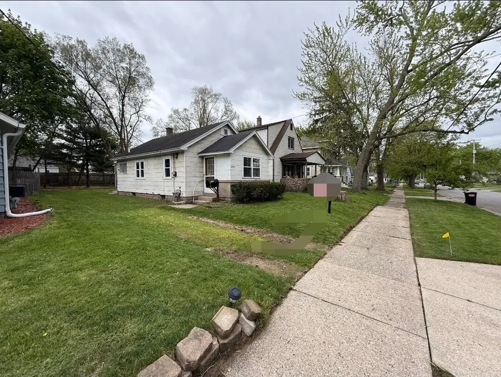 2856 Longstreet Avenue SW Wyoming City MI 49509
