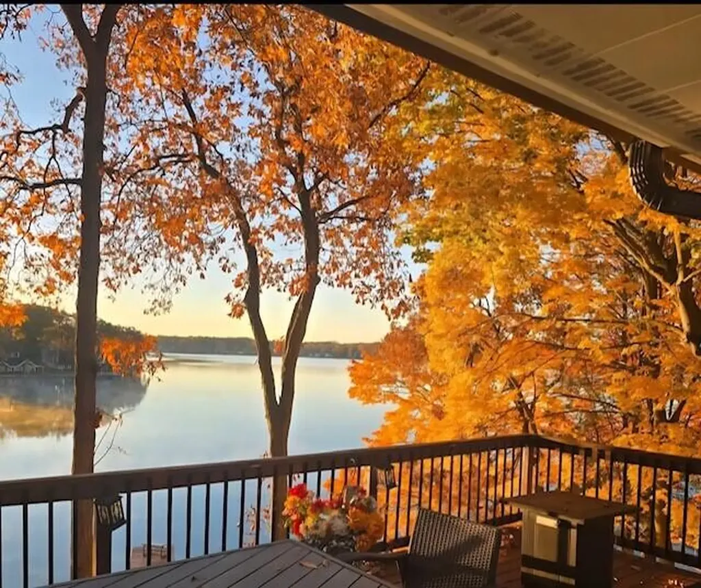 13872 Fineview Bluff Drive Johnstown Township MI 49017