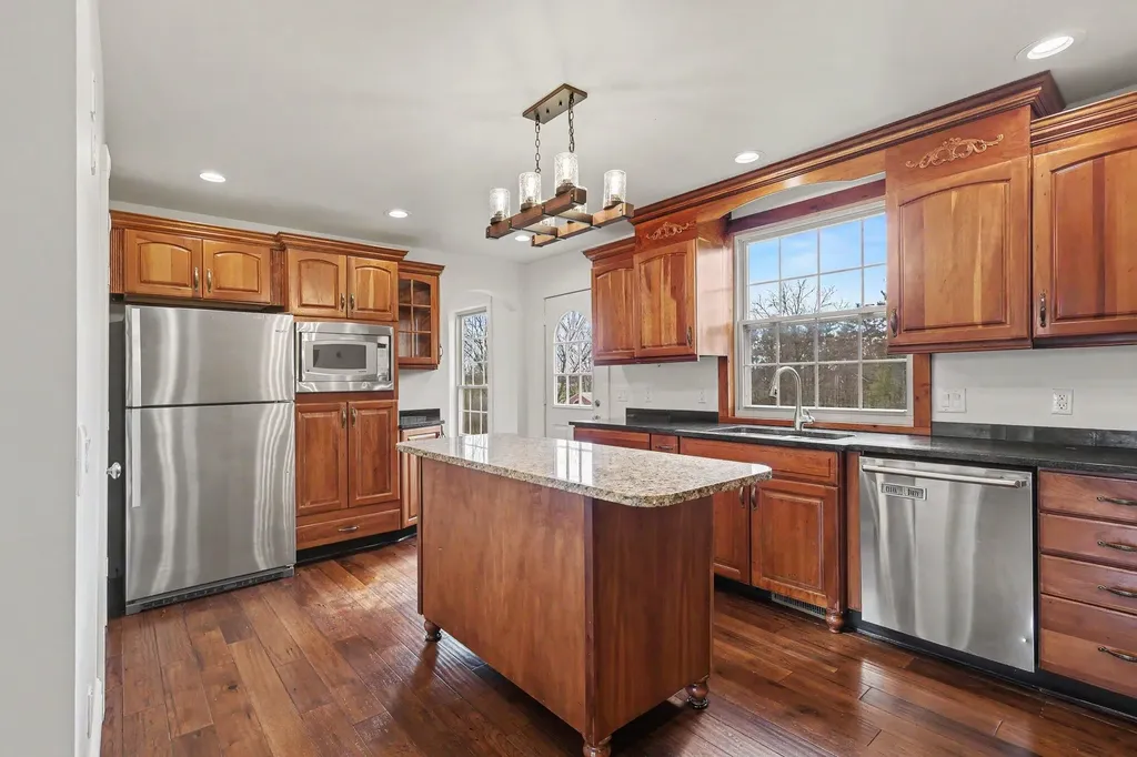 1438 S Satterlee Road Montcalm Township MI 49326