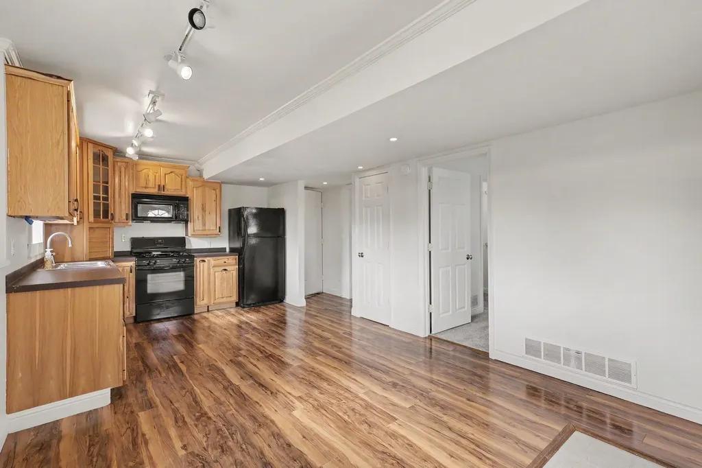 1438 S Satterlee Road Montcalm Township MI 49326