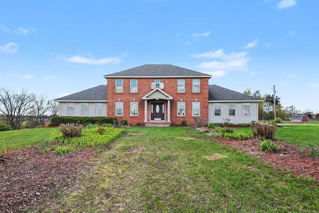 1438 S Satterlee Road Montcalm Township MI 49326