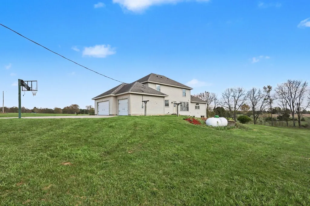1438 S Satterlee Road Montcalm Township MI 49326