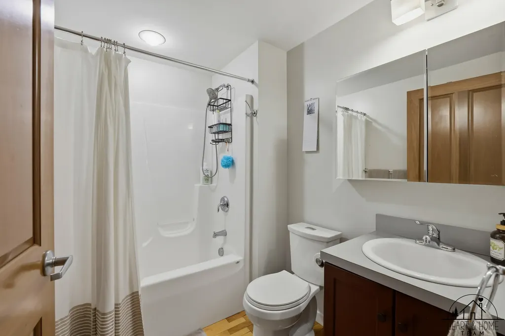 40 Lexington Avenue NW Grand Rapids City MI 49504