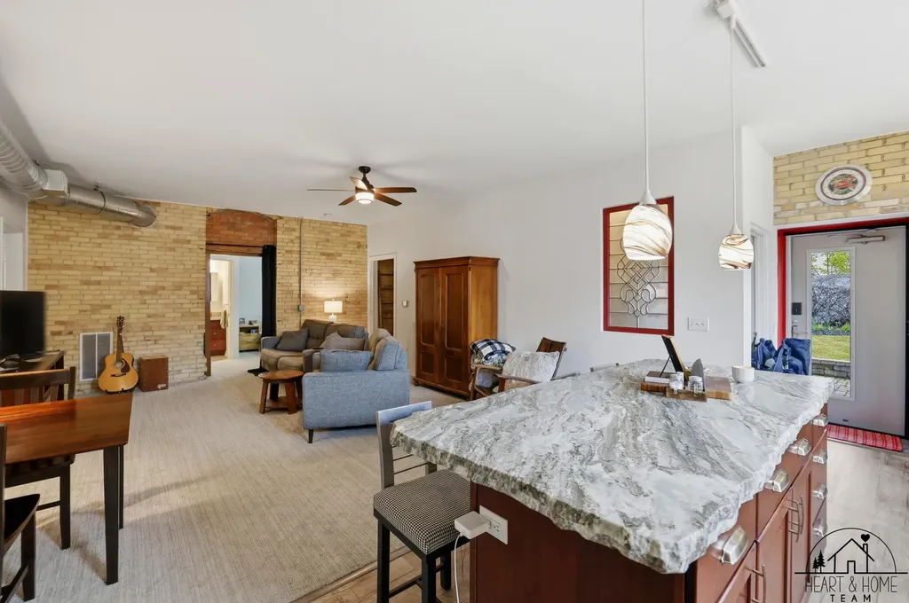 40 Lexington Avenue NW Grand Rapids City MI 49504
