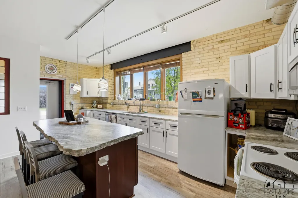 40 Lexington Avenue NW Grand Rapids City MI 49504
