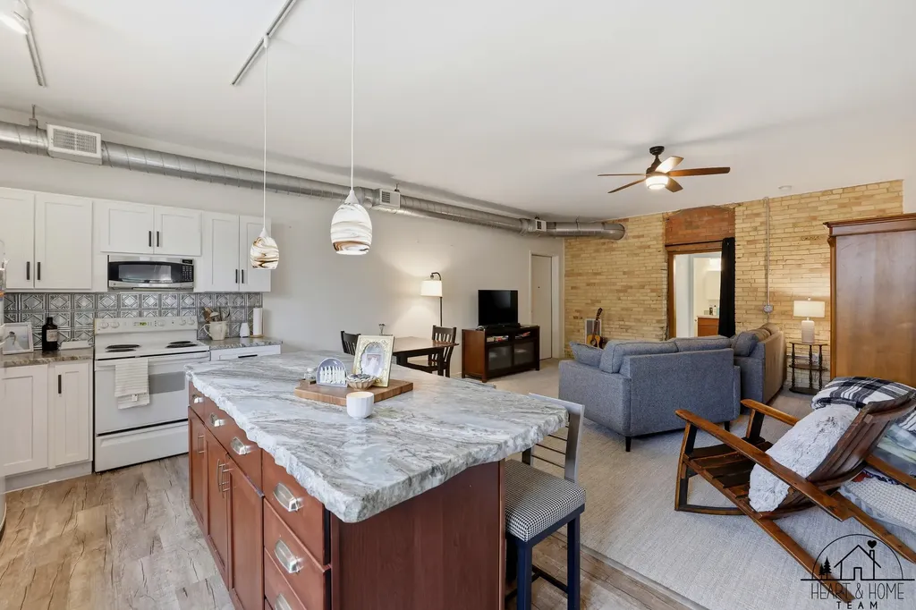 40 Lexington Avenue NW Grand Rapids City MI 49504