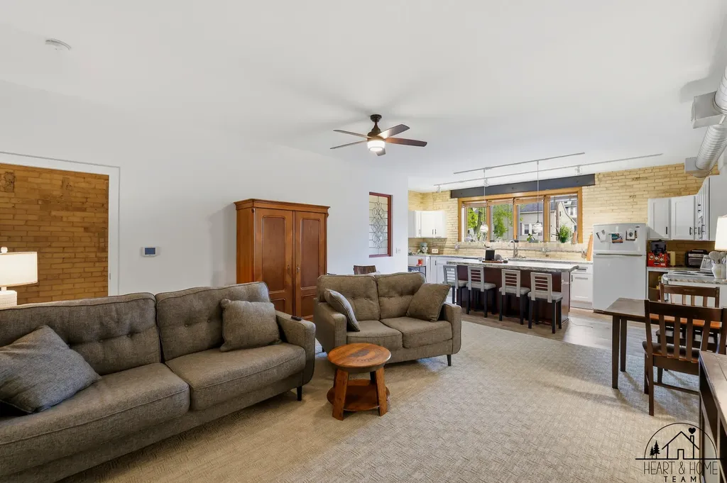 40 Lexington Avenue NW Grand Rapids City MI 49504