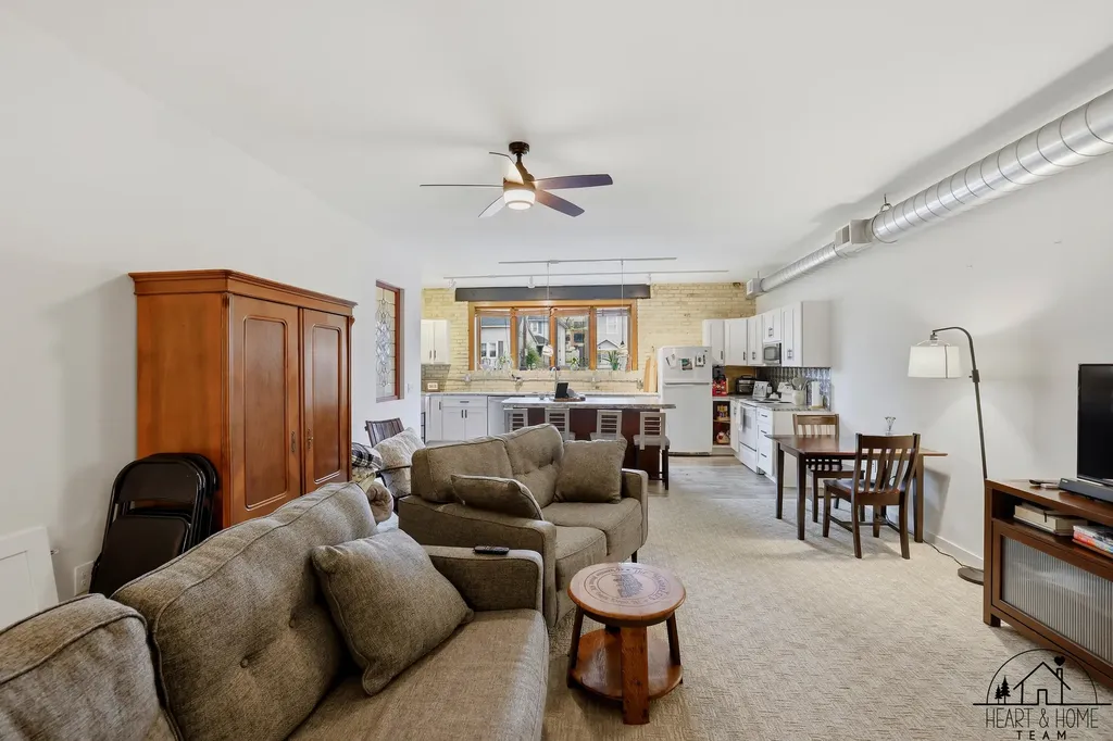 40 Lexington Avenue NW Grand Rapids City MI 49504
