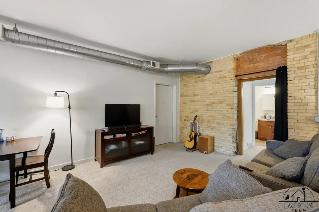 40 Lexington Avenue NW Grand Rapids City MI 49504