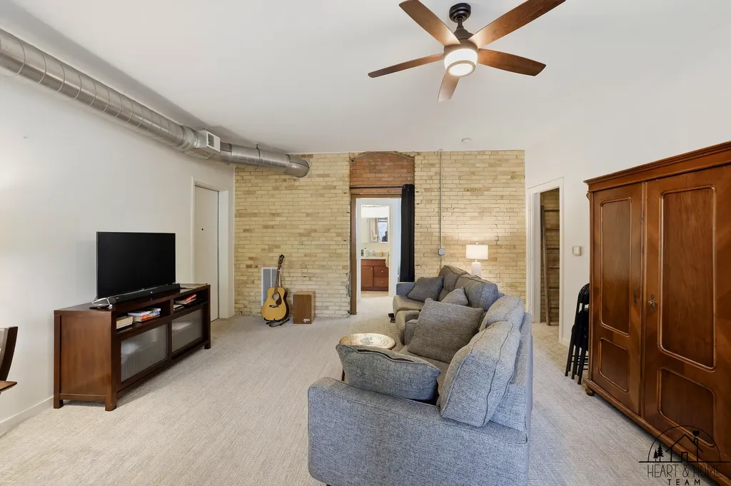 40 Lexington Avenue NW Grand Rapids City MI 49504