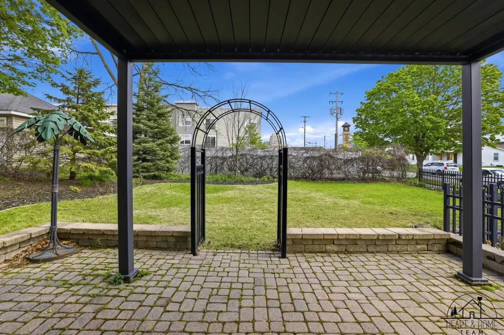 40 Lexington Avenue NW Grand Rapids City MI 49504