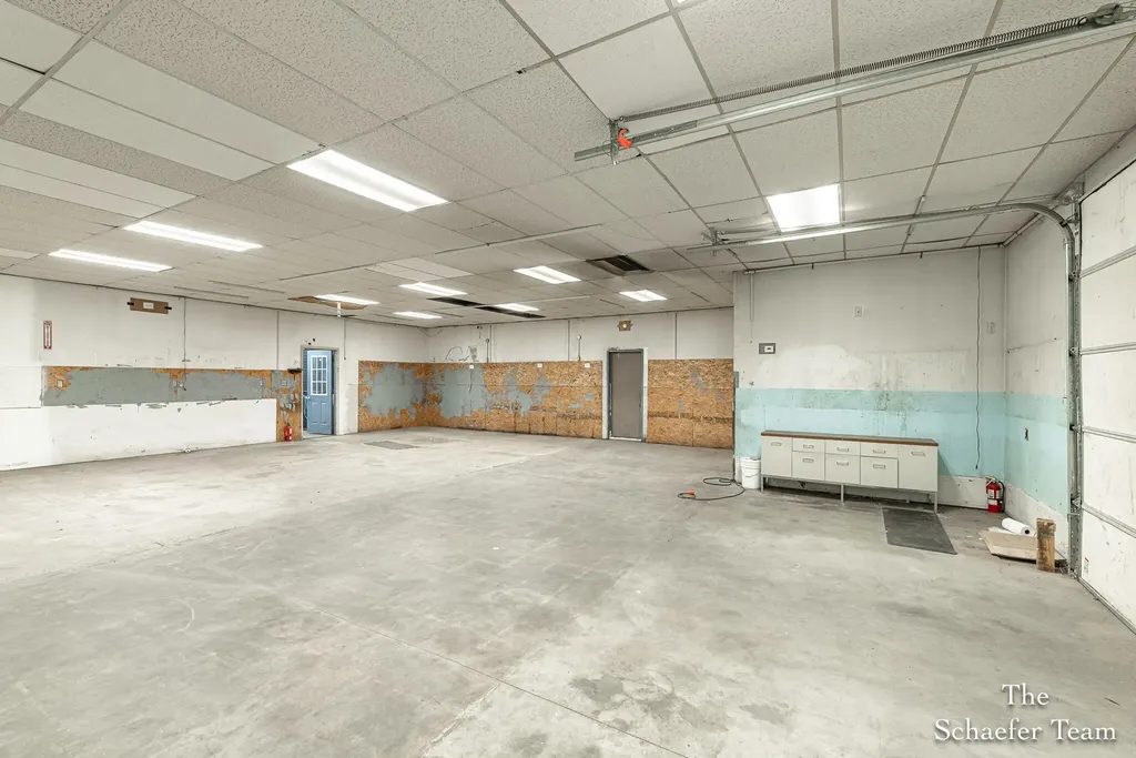 14043 Fulton Street E Lowell Charter Township MI 49331