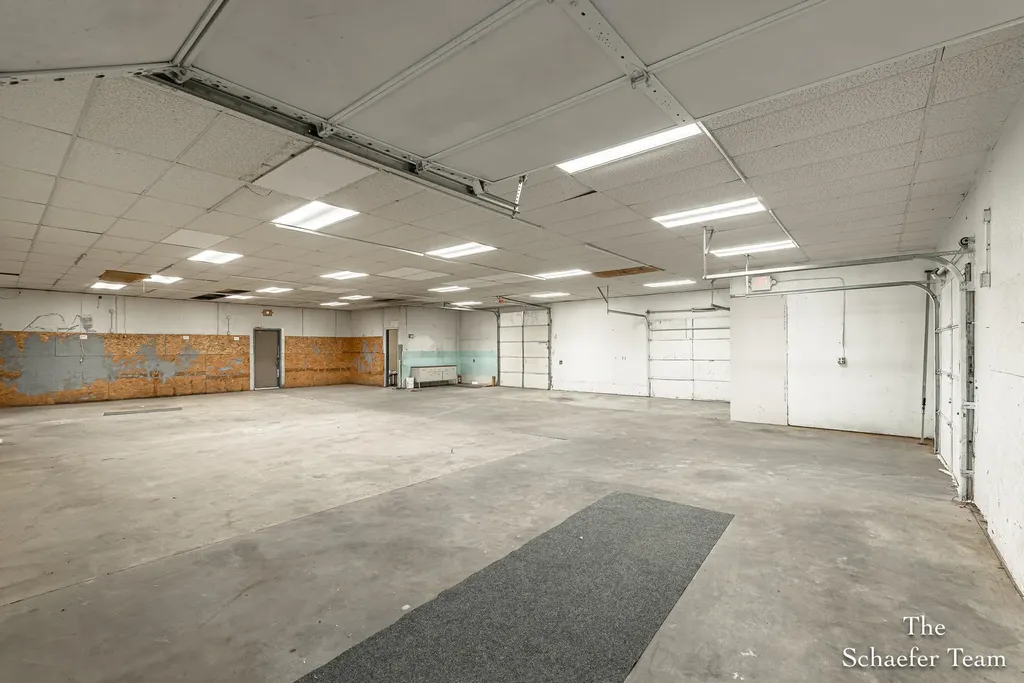 14043 Fulton Street E Lowell Charter Township MI 49331