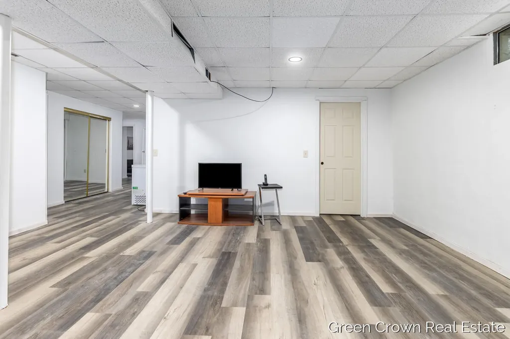 4982 Wilcox Road Delhi Charter Township MI 48842