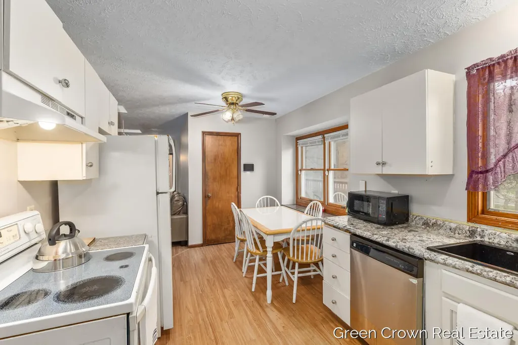 4982 Wilcox Road Delhi Charter Township MI 48842