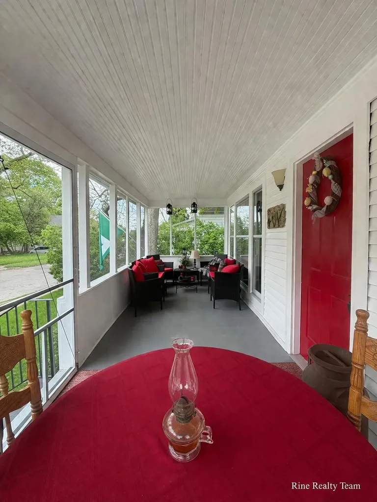 47 Frisbie Avenue Battle Creek City MI 49037