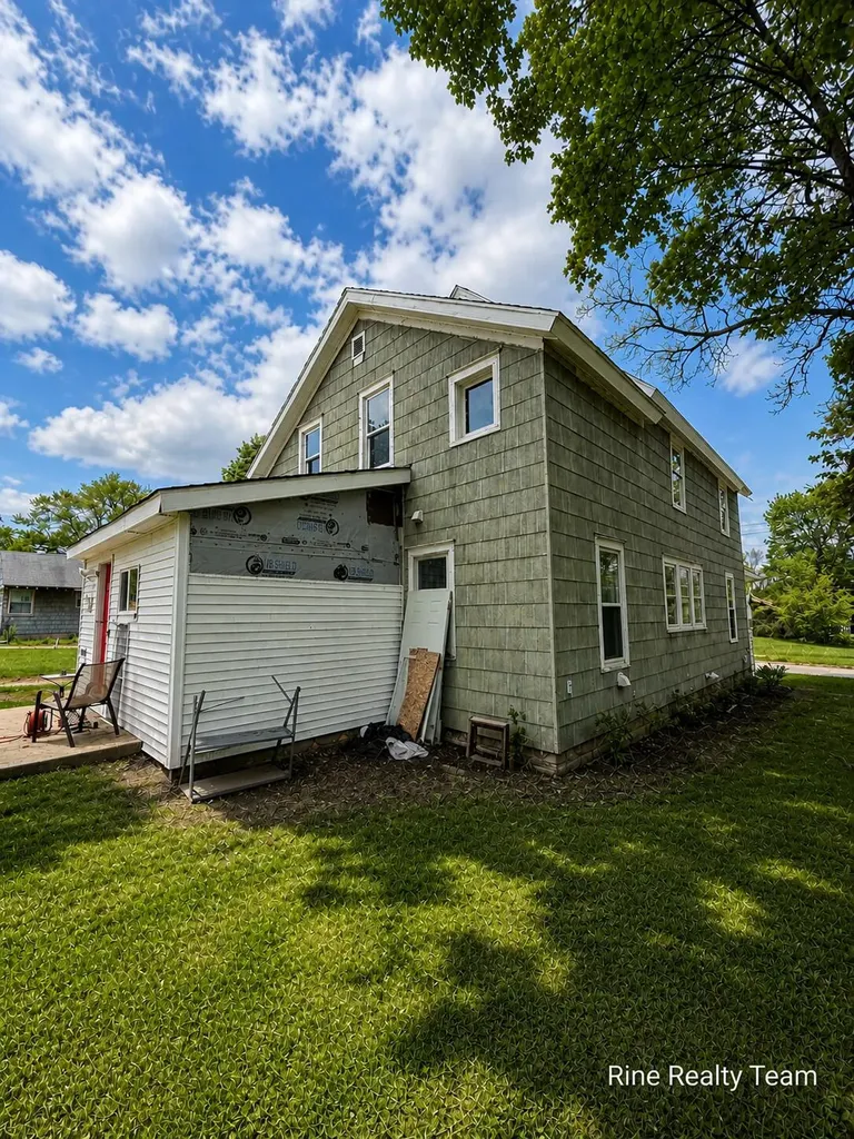 47 Frisbie Avenue Battle Creek City MI 49037