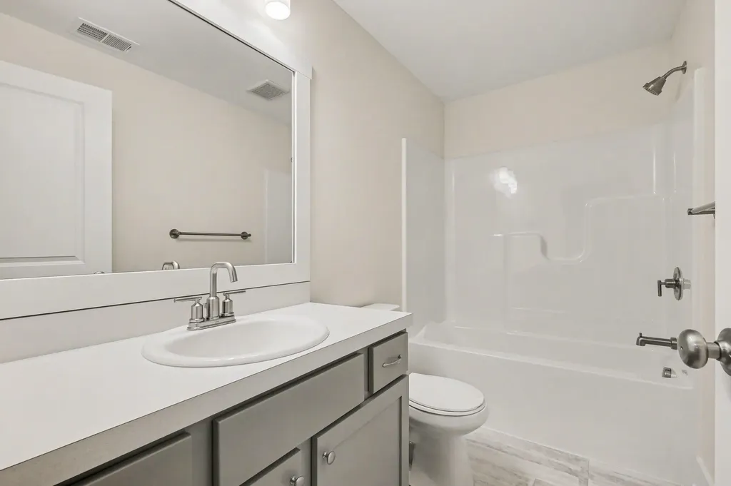 2845 W Cobblestone Court SE Kentwood City MI 49512