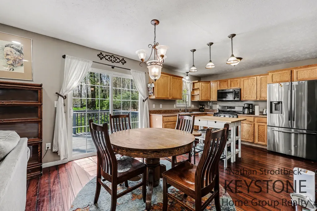 2089 Elwood Boulevard Spring Arbor Township MI 49283