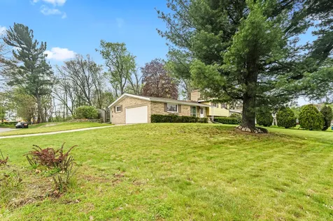 1470 54TH Street SE Kentwood City MI 49508