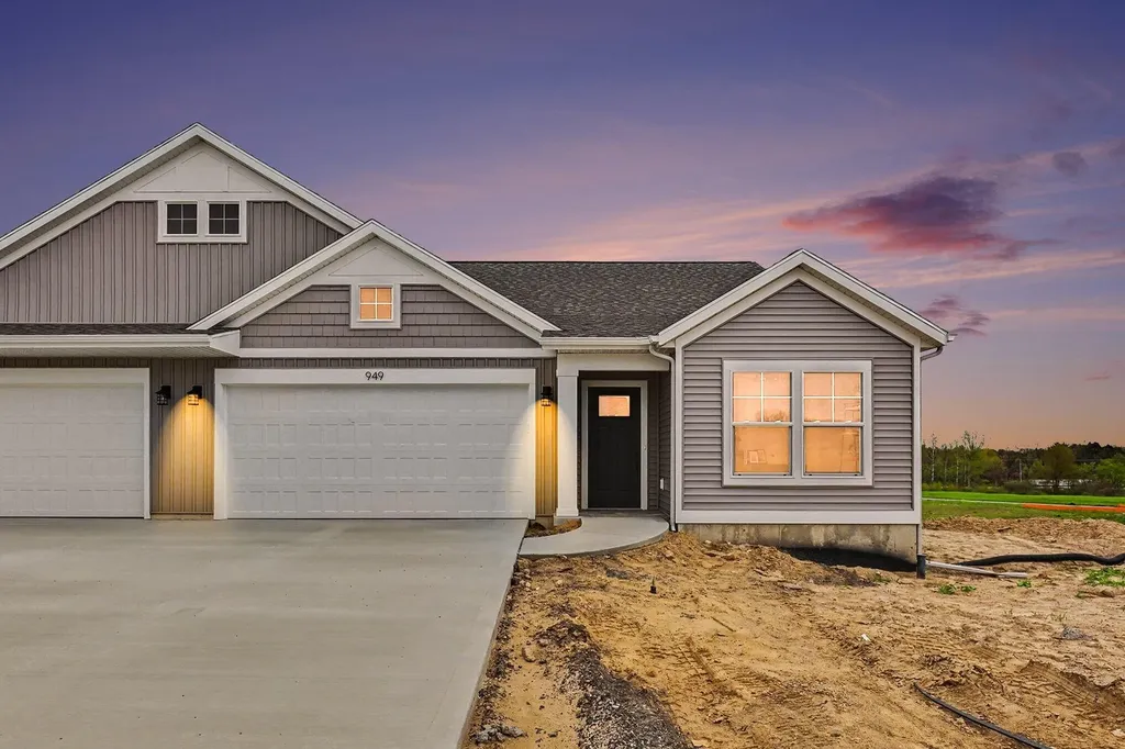 949 Scioto Drive NW Alpine Township MI 49321