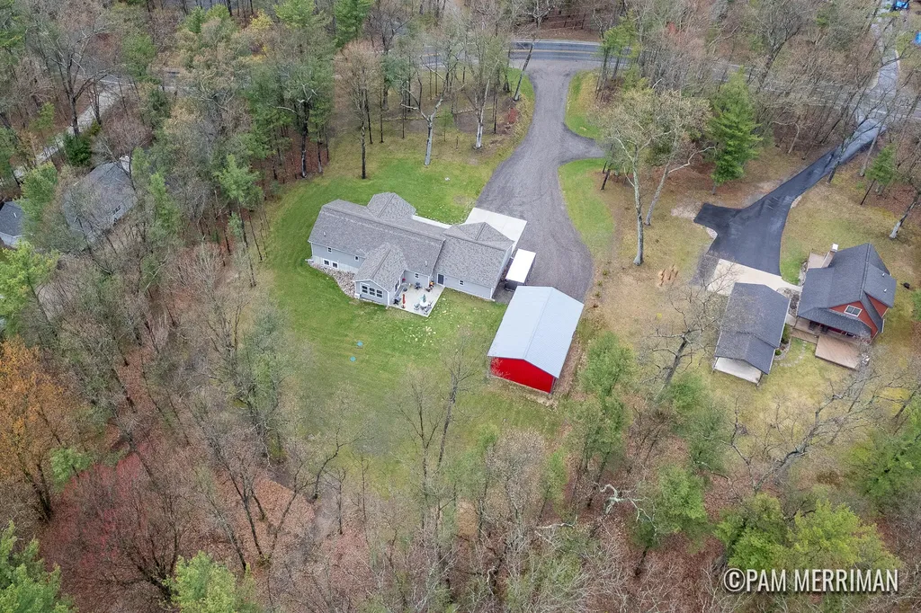 6275 Longbridge Road Pentwater Township MI 49449