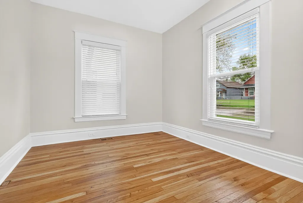 842 Hall Street SE Grand Rapids City MI 49507